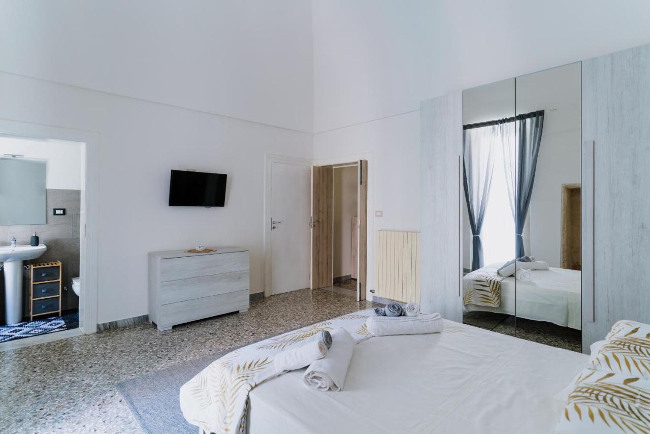 Palestro49 Holiday House Монополи Экстерьер фото