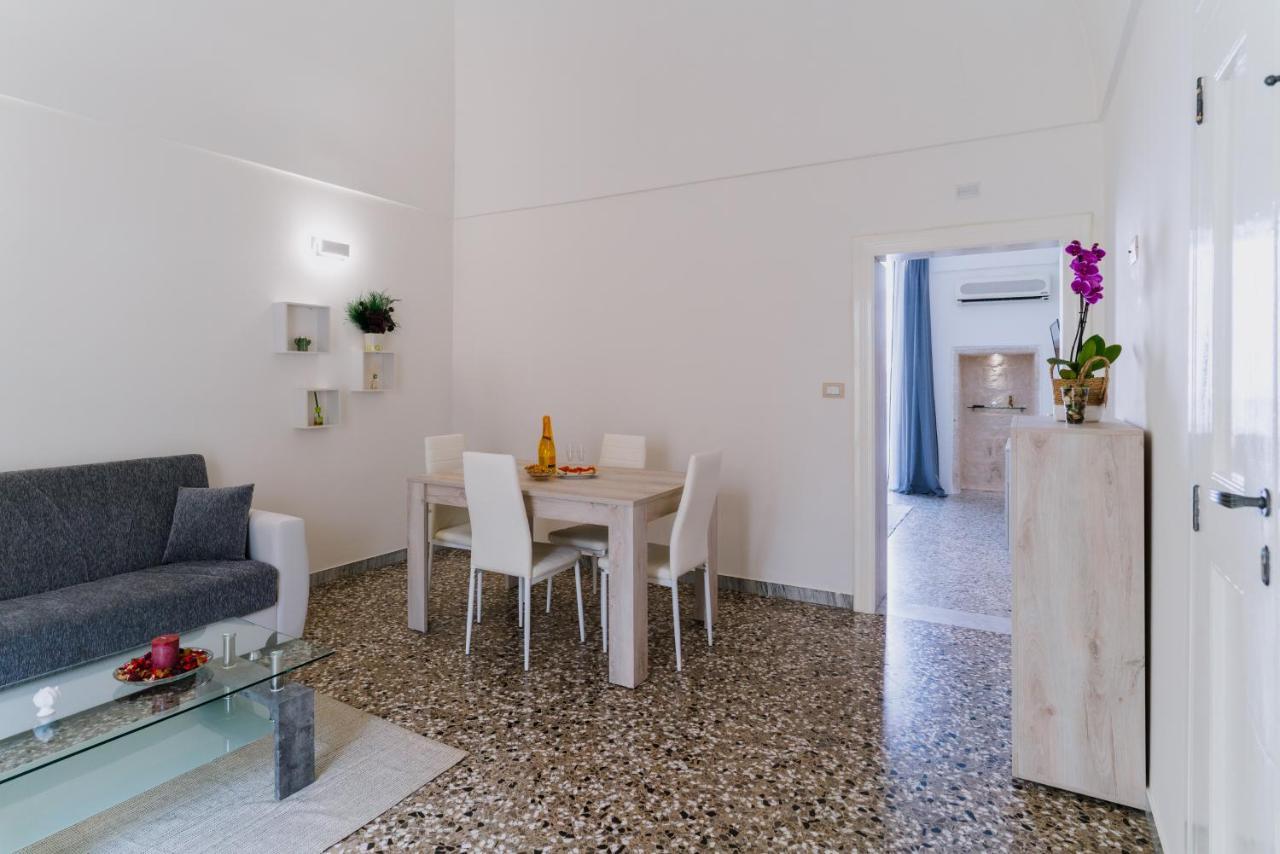 Palestro49 Holiday House Монополи Экстерьер фото